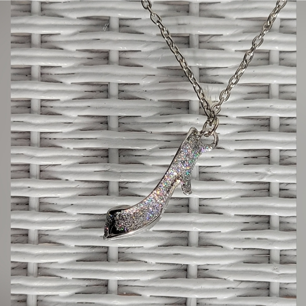 Sparkling Silver Glass Slipper Necklace